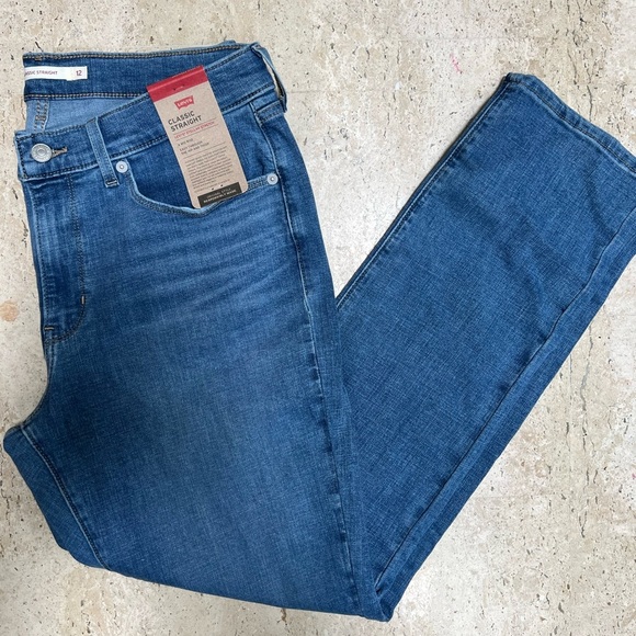 Levi's Women's Classic Straight, Stellar Stretch Jeans Size 12 - Picture 3 of 10